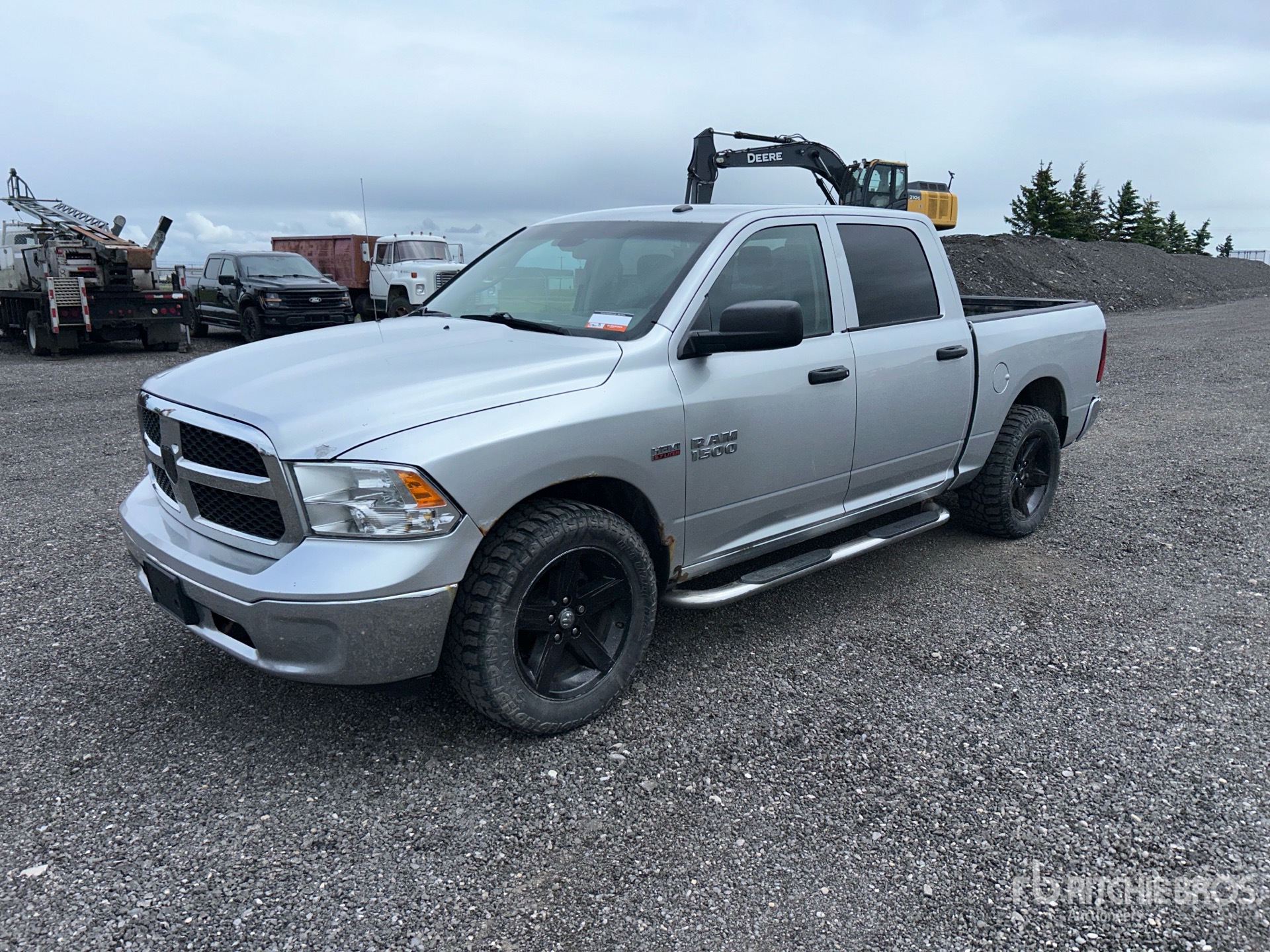General Appearance with Featured Photo