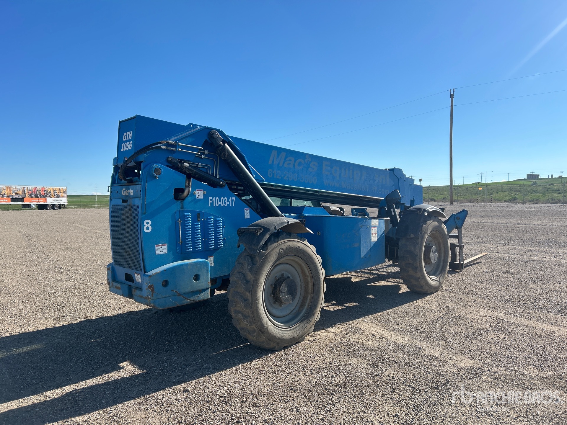 General Appearance with Picture, Right Rear Corner