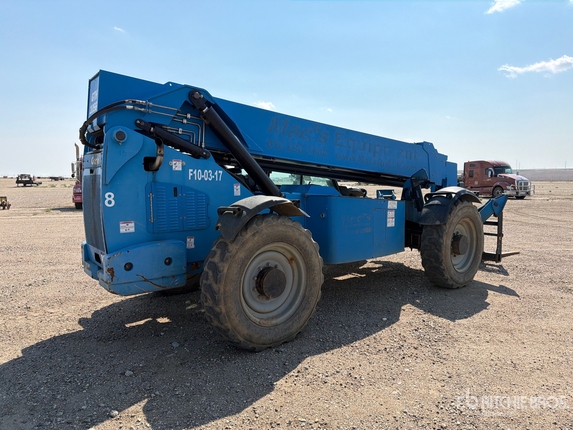 General Appearance with Picture, Right Rear Corner