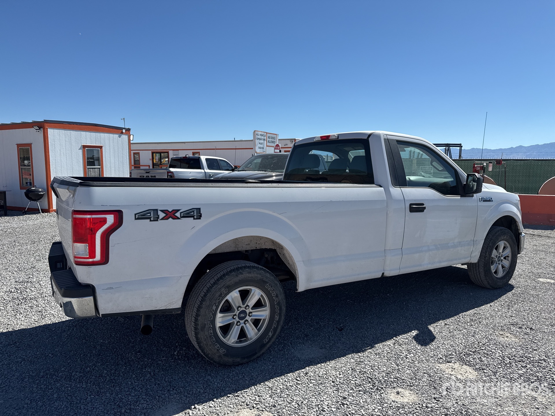 General Appearance with Picture, Right Rear Corner