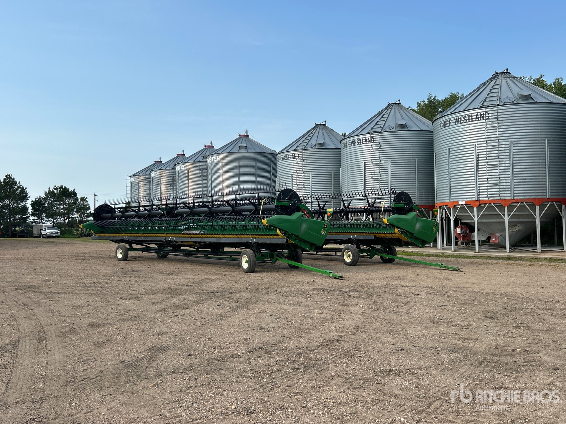 2014 John Deere 645