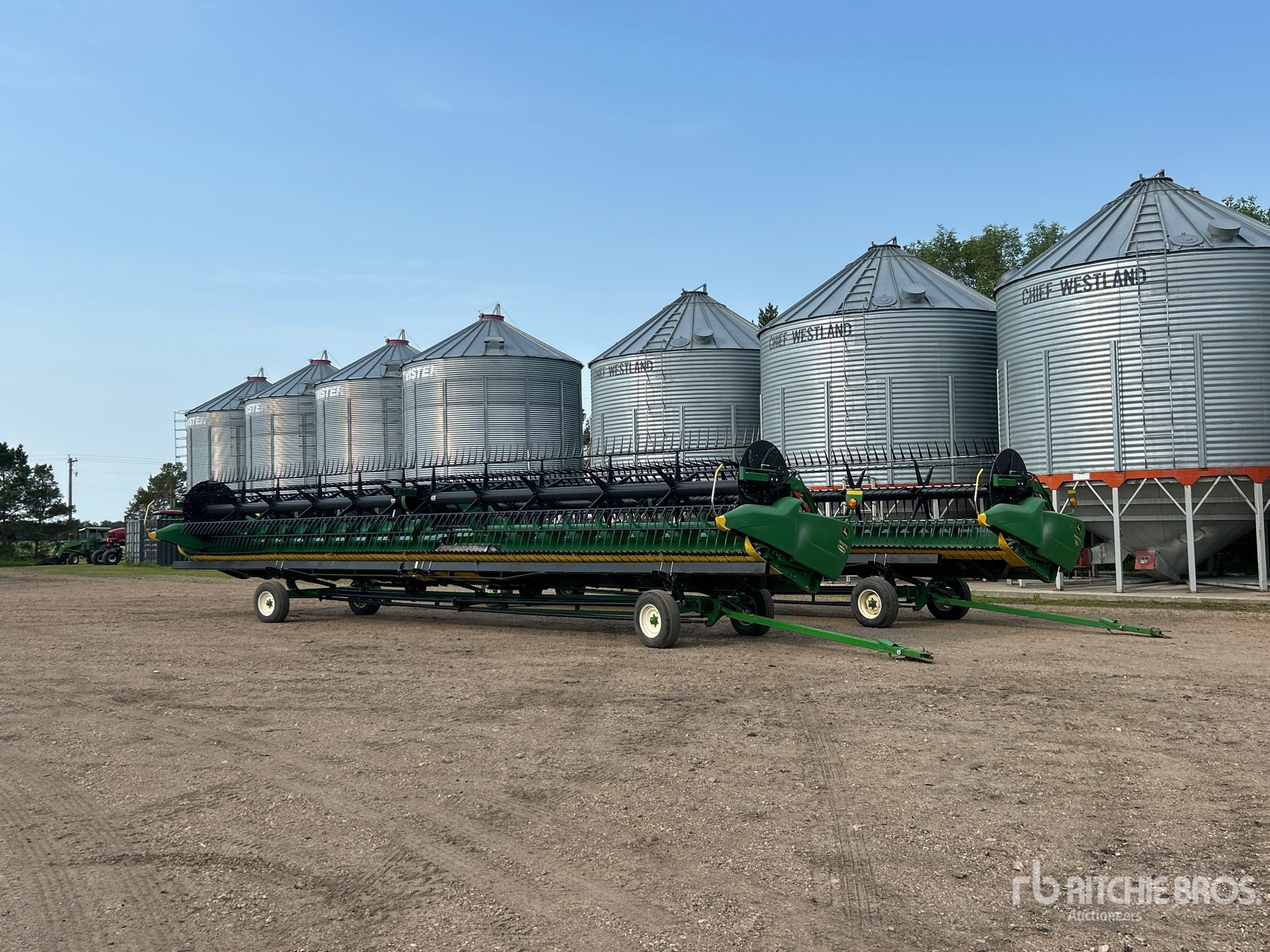 2014 John Deere 645