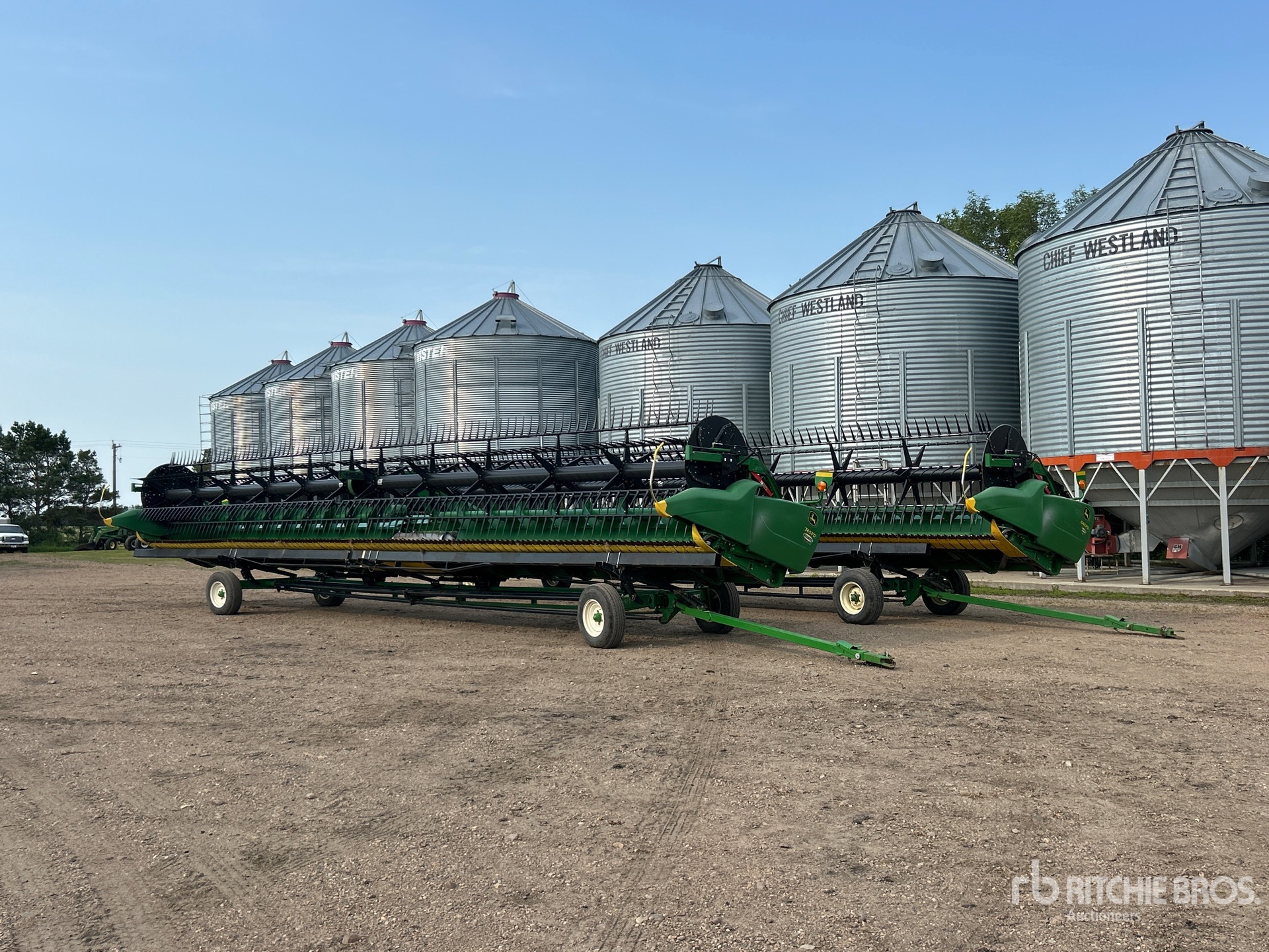 2014 John Deere 645