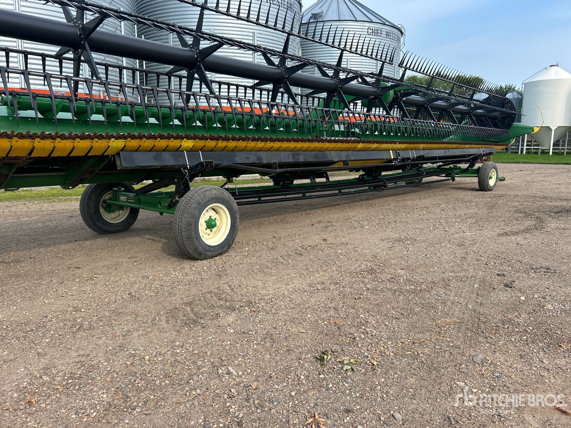 2014 John Deere 645