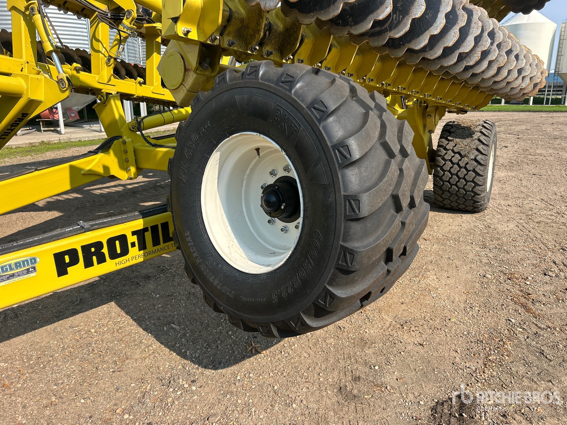 2014 Degelman PRO-TILL 40