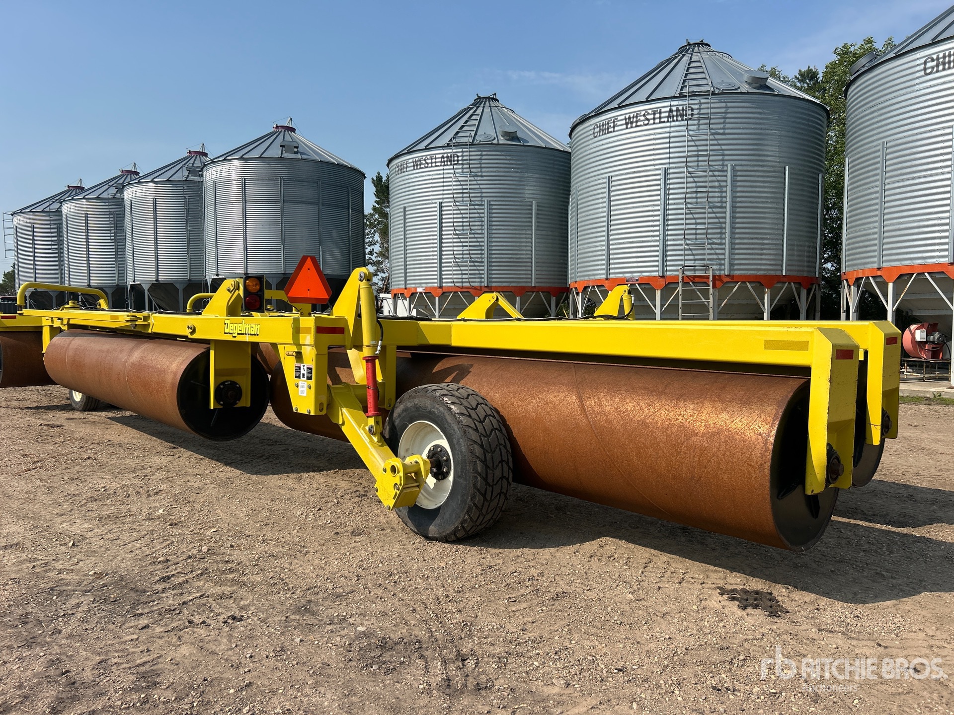 2012 Degelman 85 ft