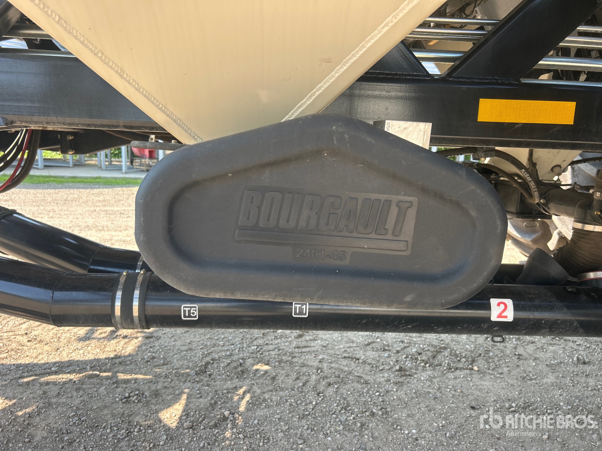 2024 Bourgault 3330