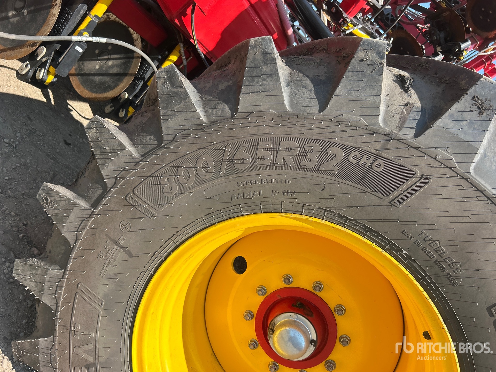 2024 Bourgault 3330