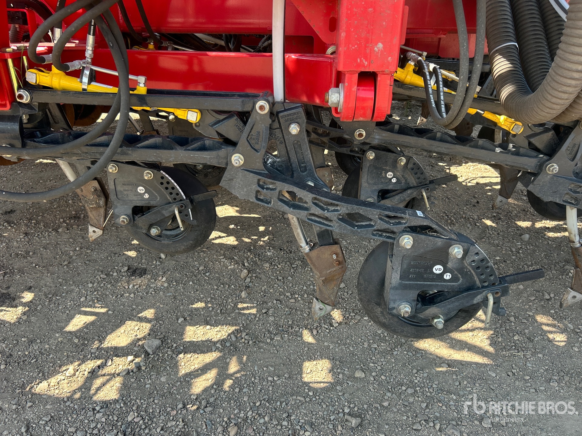 2024 Bourgault 3330