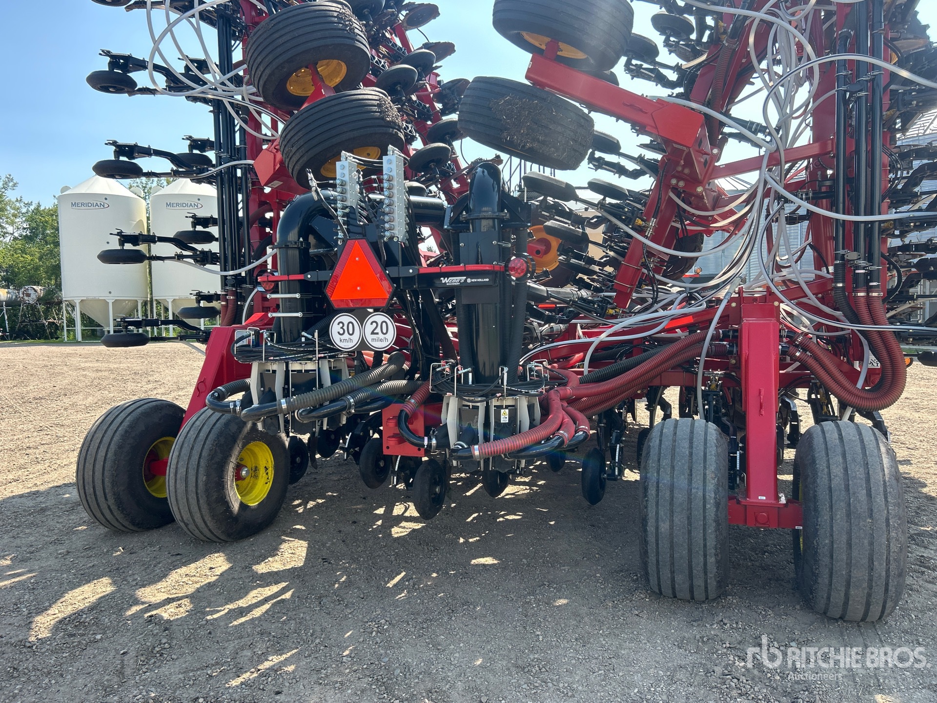 2024 Bourgault 3330