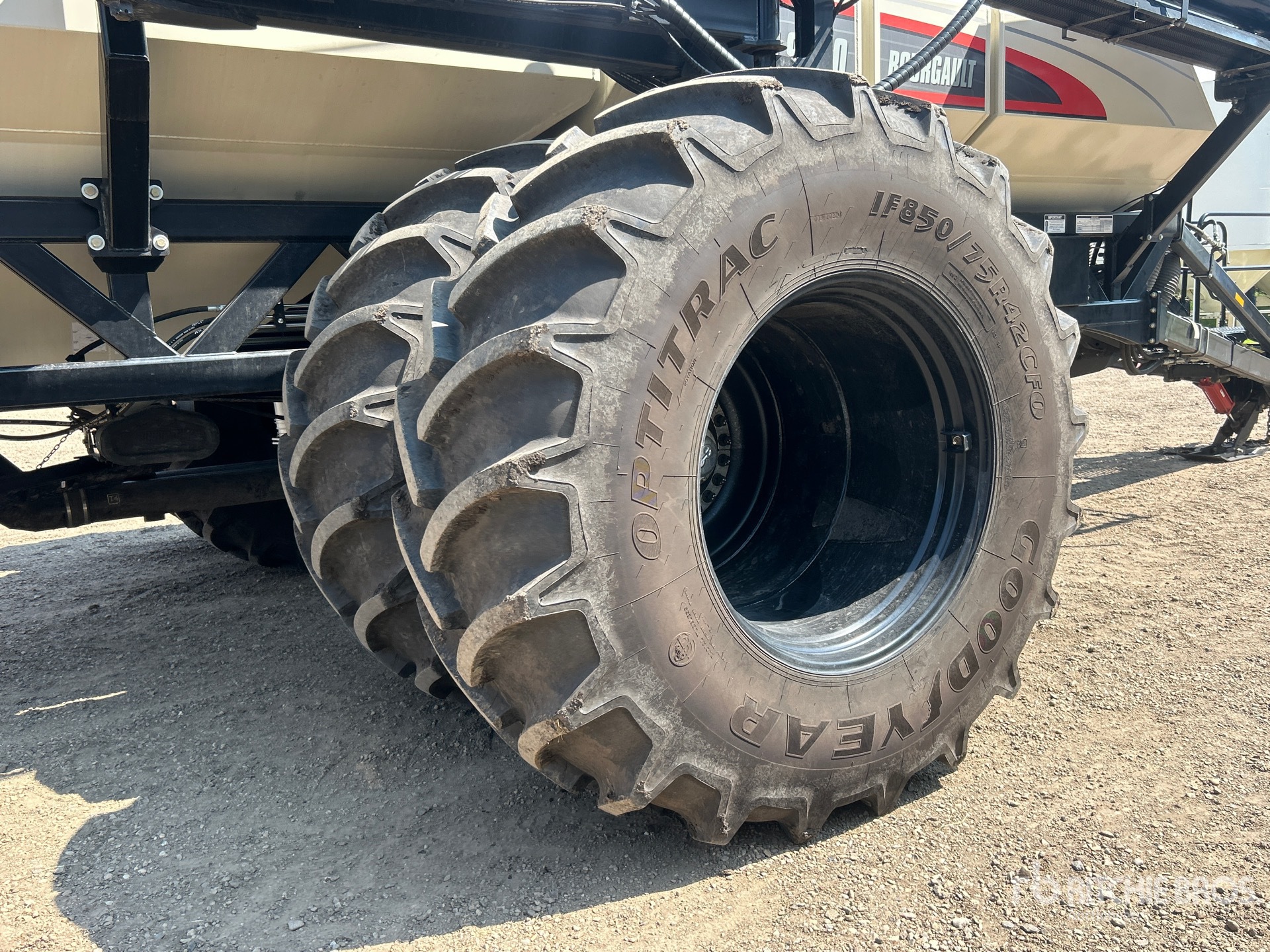 2024 Bourgault 3330