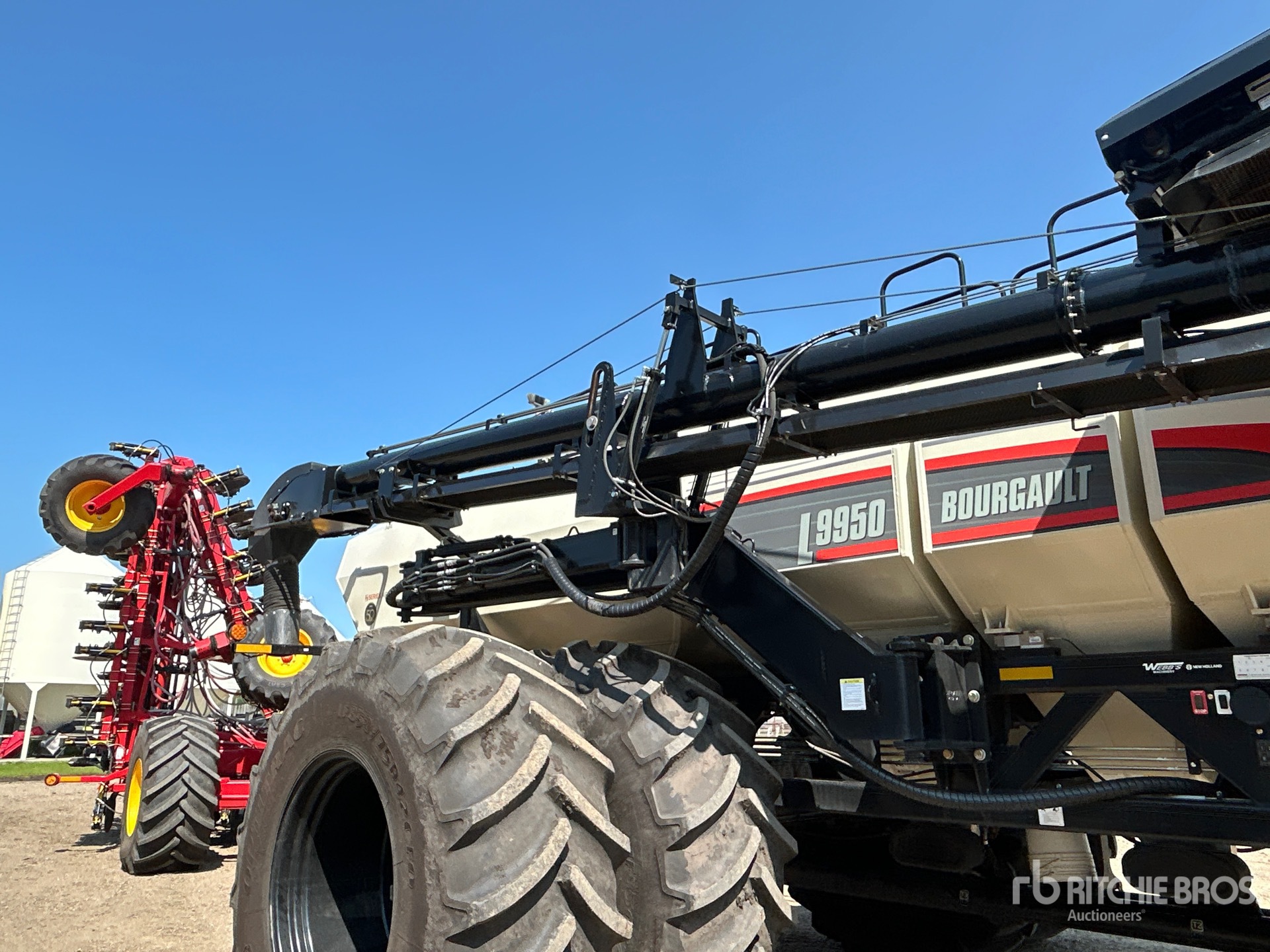 2024 Bourgault 3330