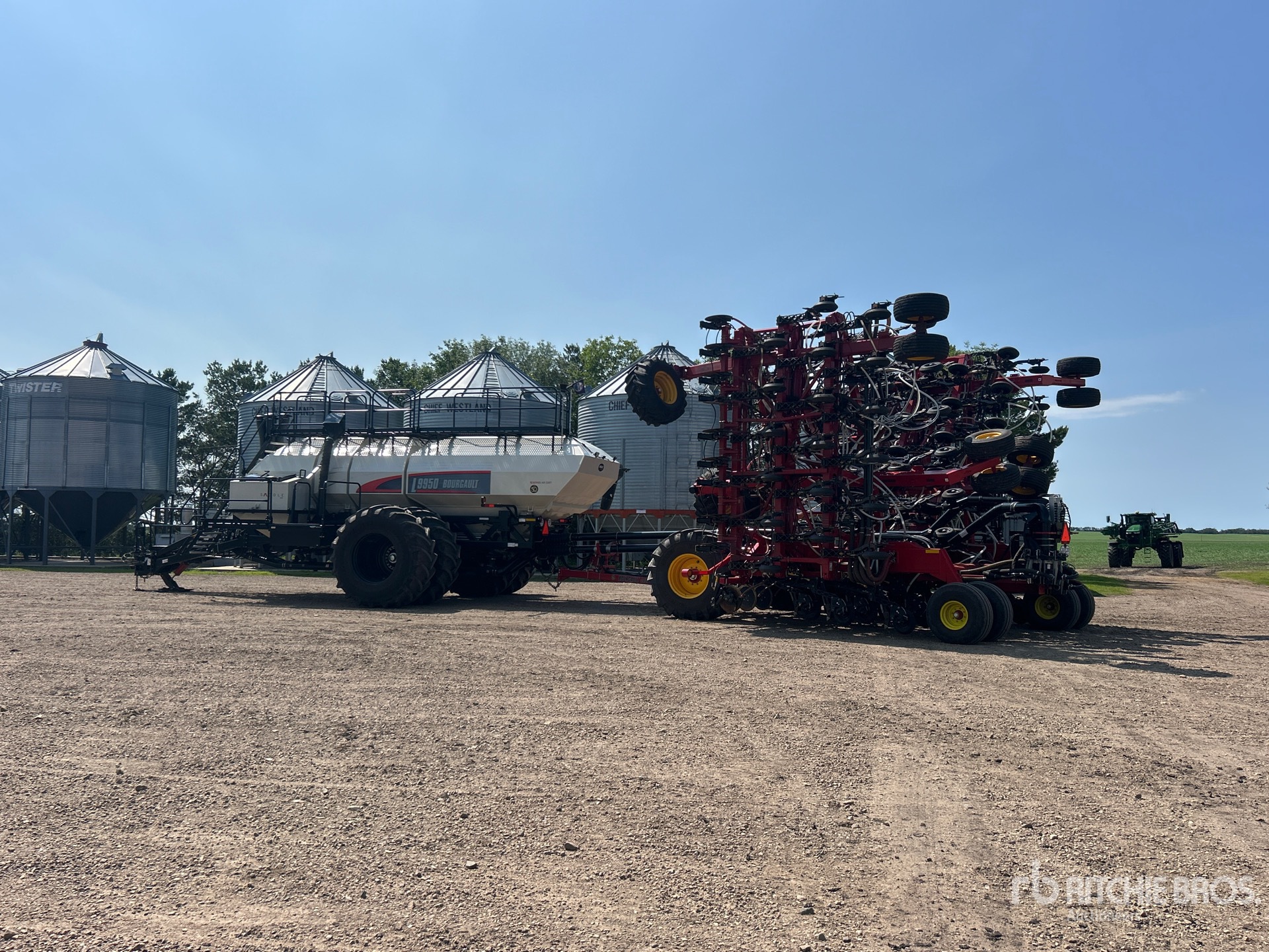 2024 Bourgault 3330