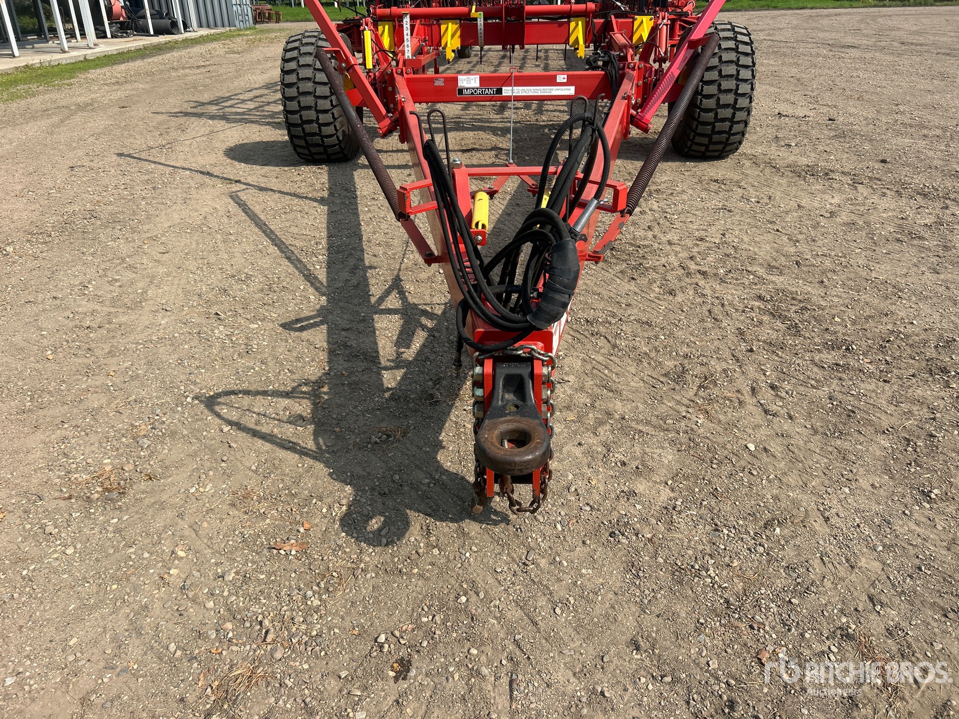 2011 Bourgault 7200