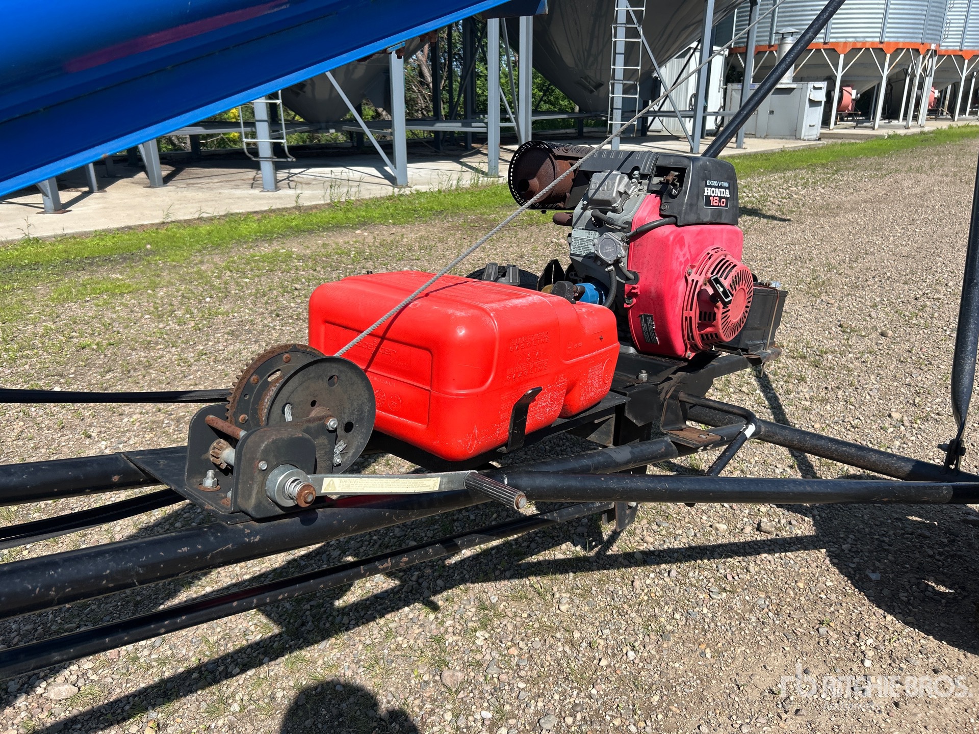 1999 Brandt 835