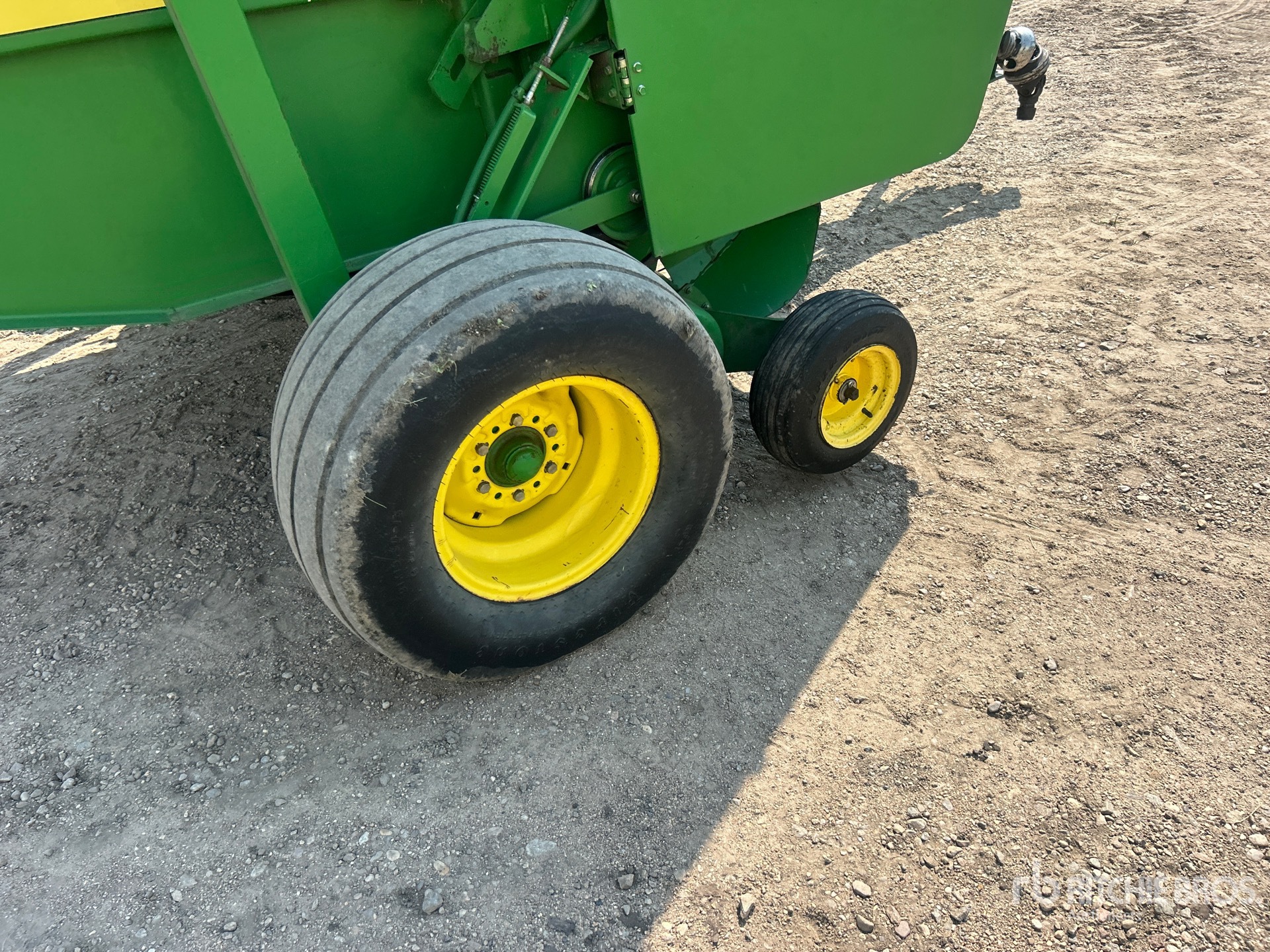 1995 John Deere 535