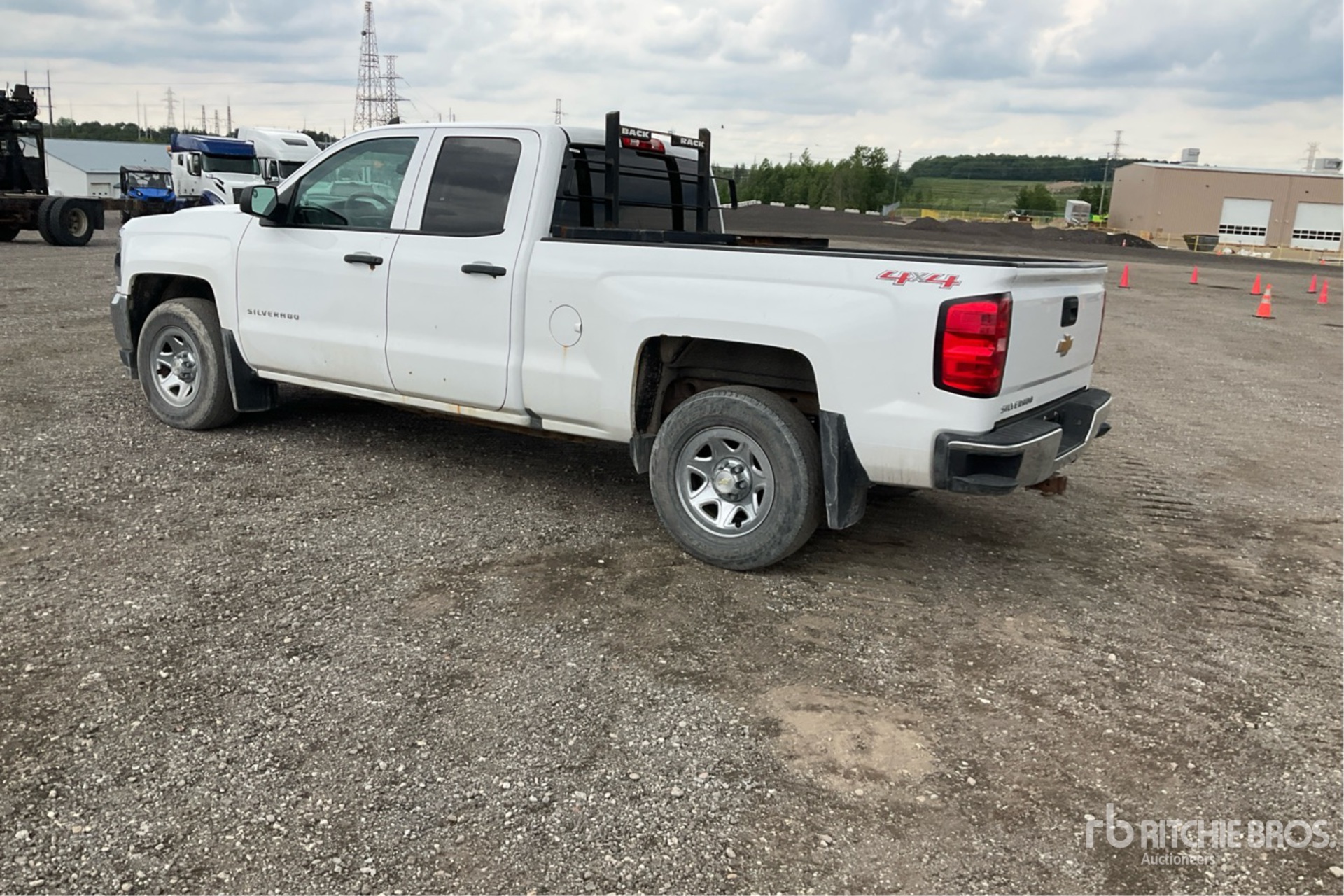 General Appearance with Picture, Left Rear Corner