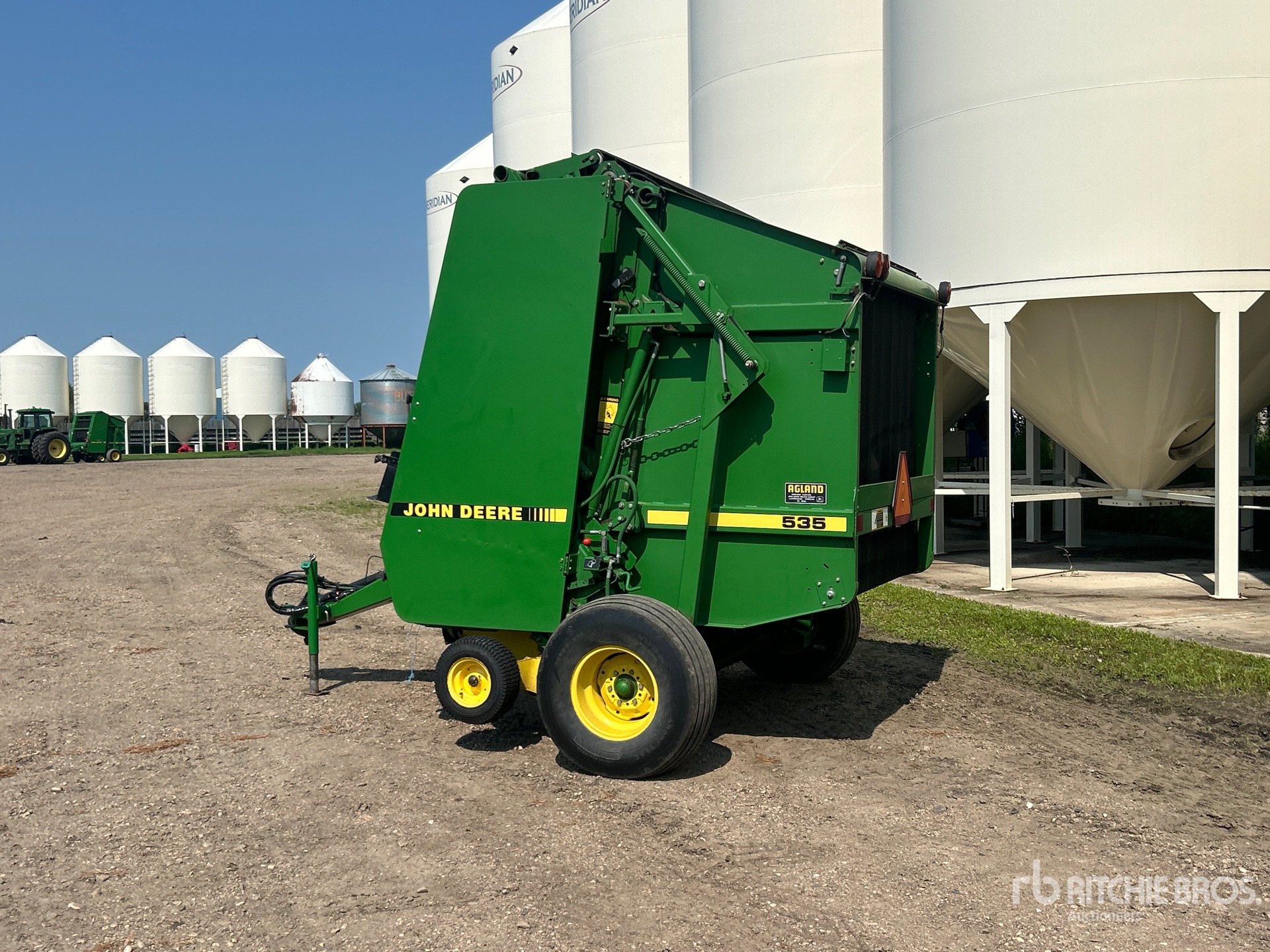 1992 John Deere 535