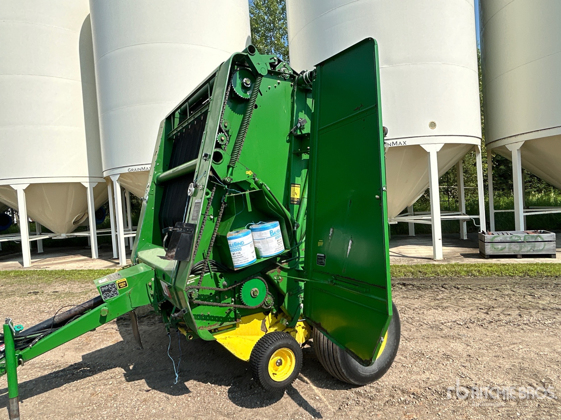 1992 John Deere 535
