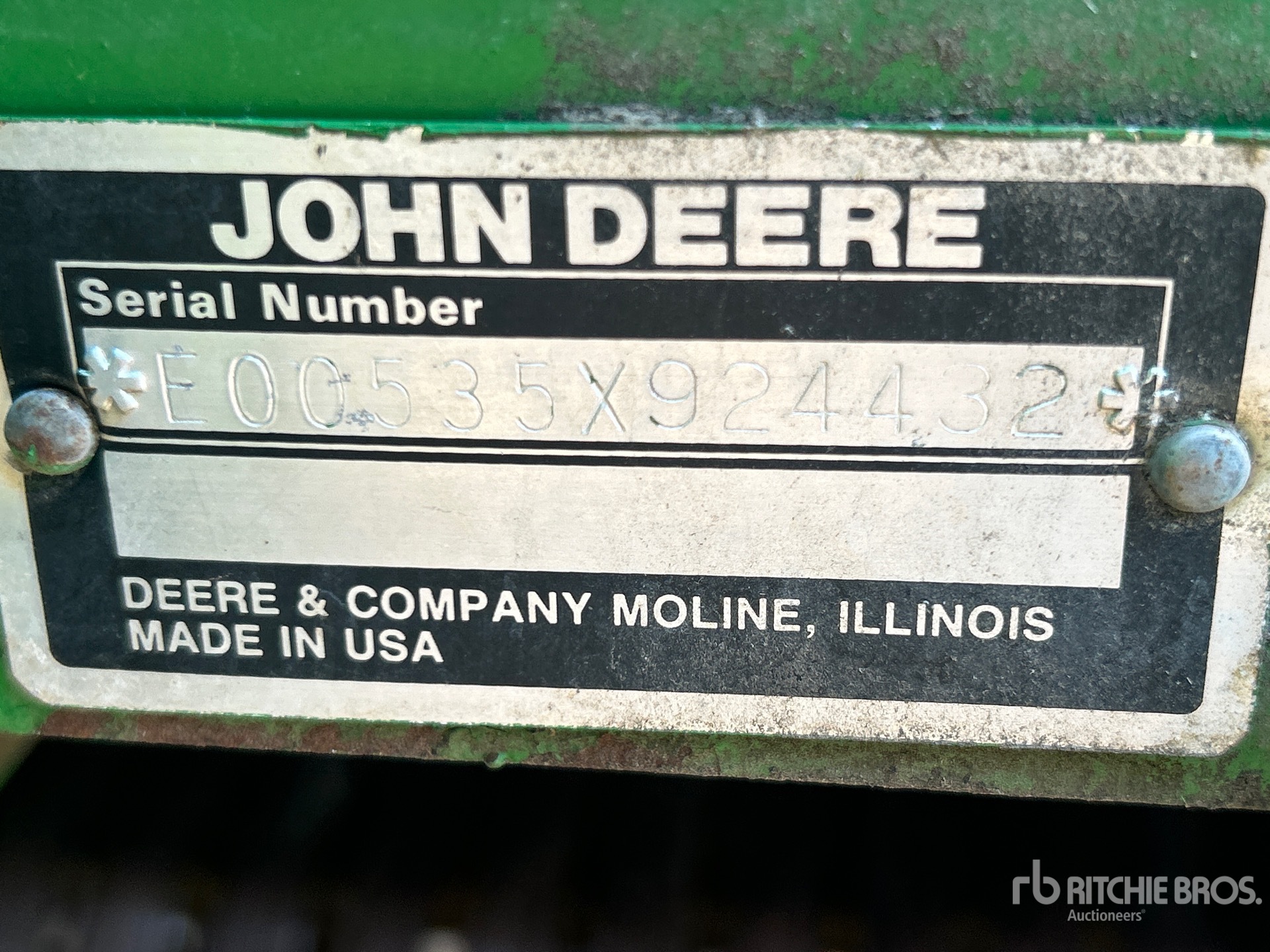 1992 John Deere 535