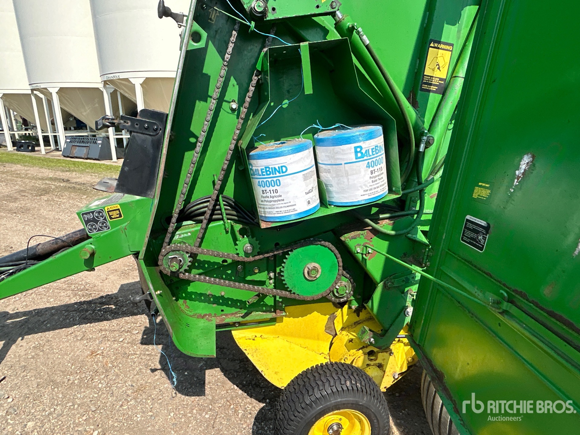 1992 John Deere 535