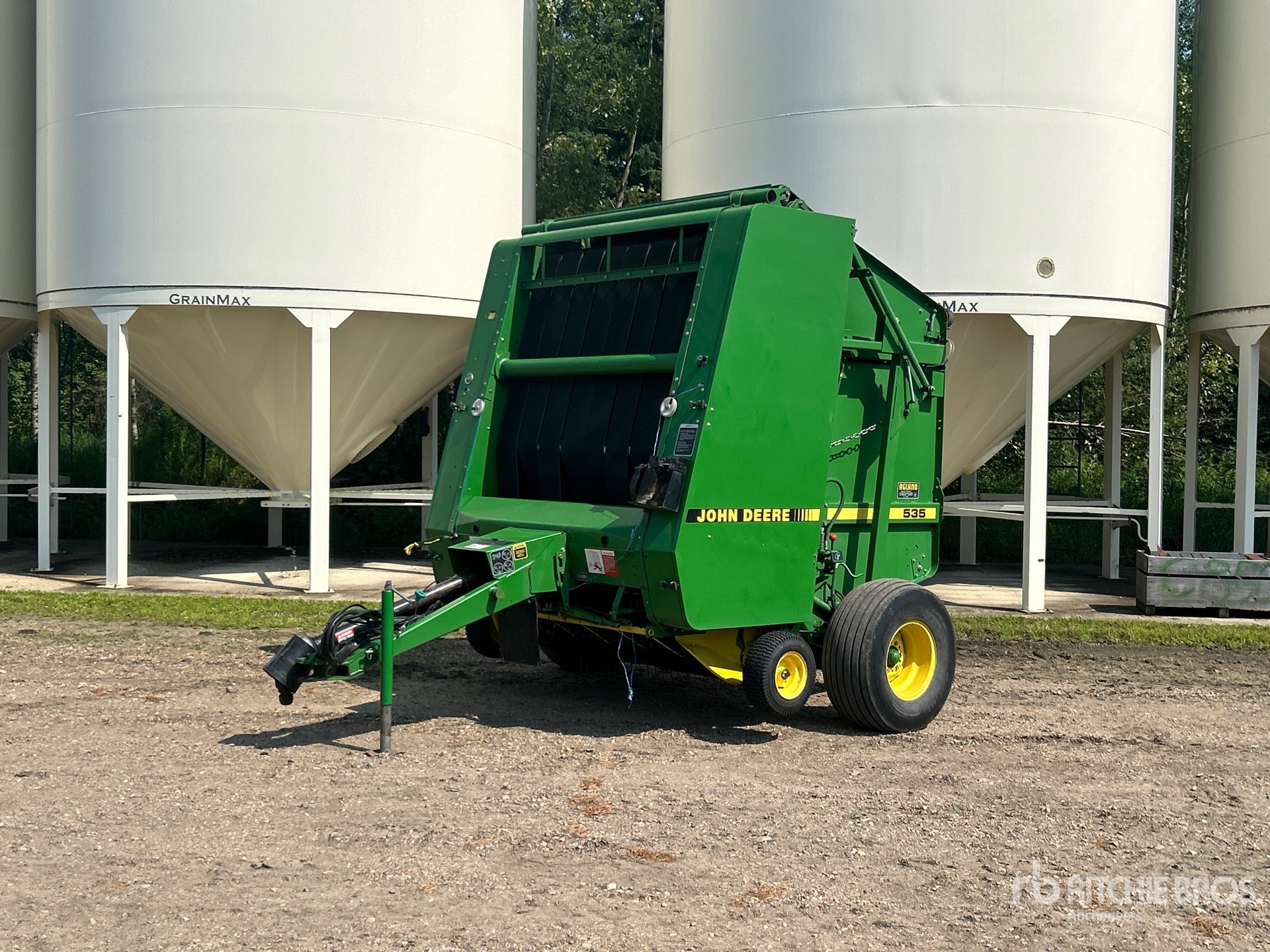 1992 John Deere 535