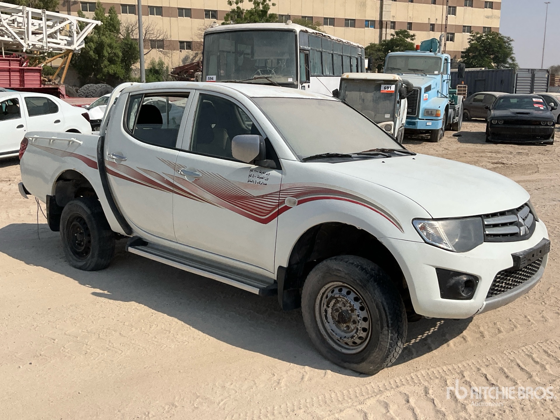 General Appearance with Picture, Right Front Corner