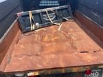 Configuration with Bed Body