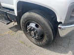 Underbody with Right Steer Tire