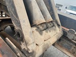 Underbody with Cylinder Pins and Bushings