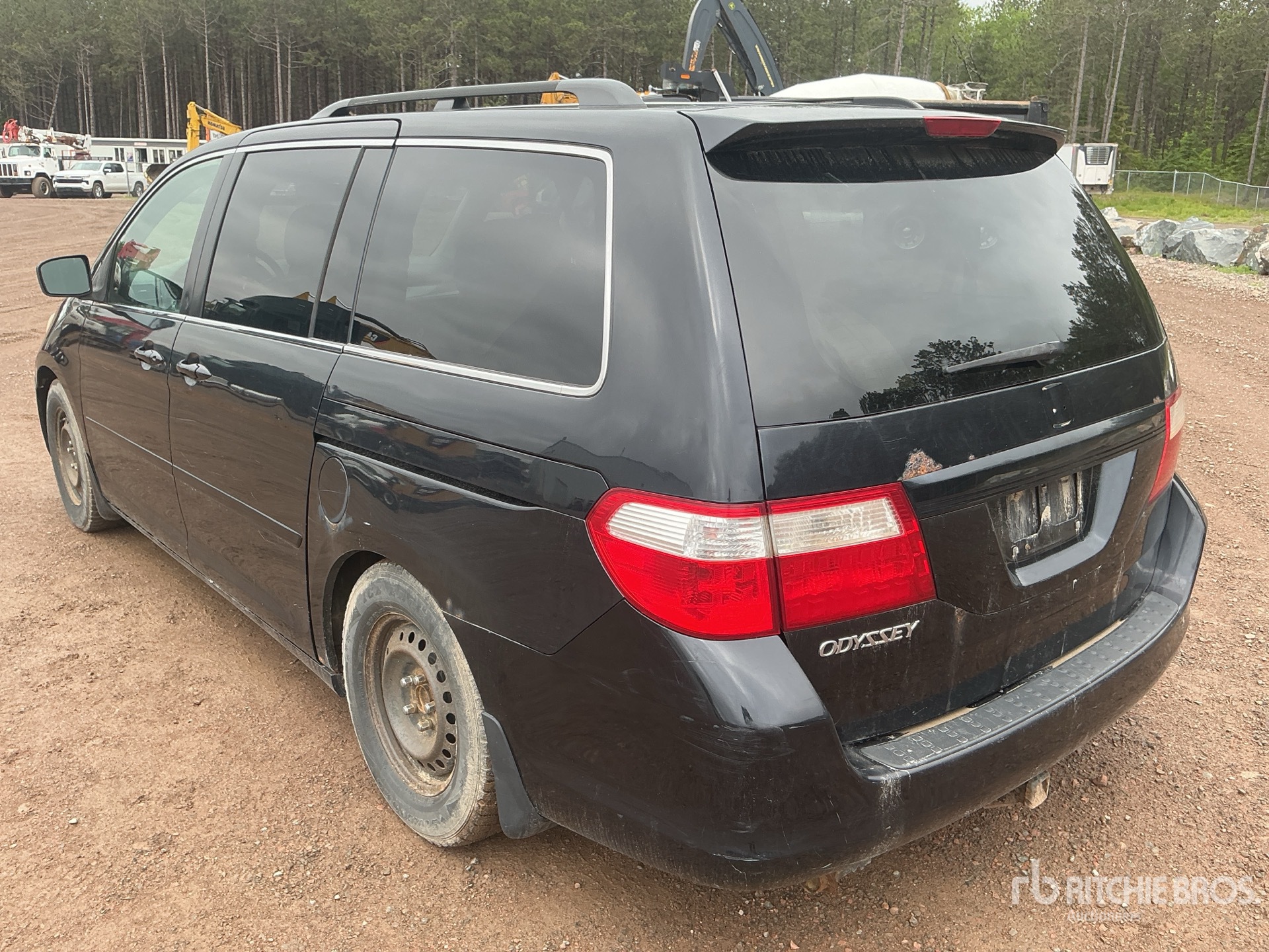General Appearance with Picture, Left Rear Corner