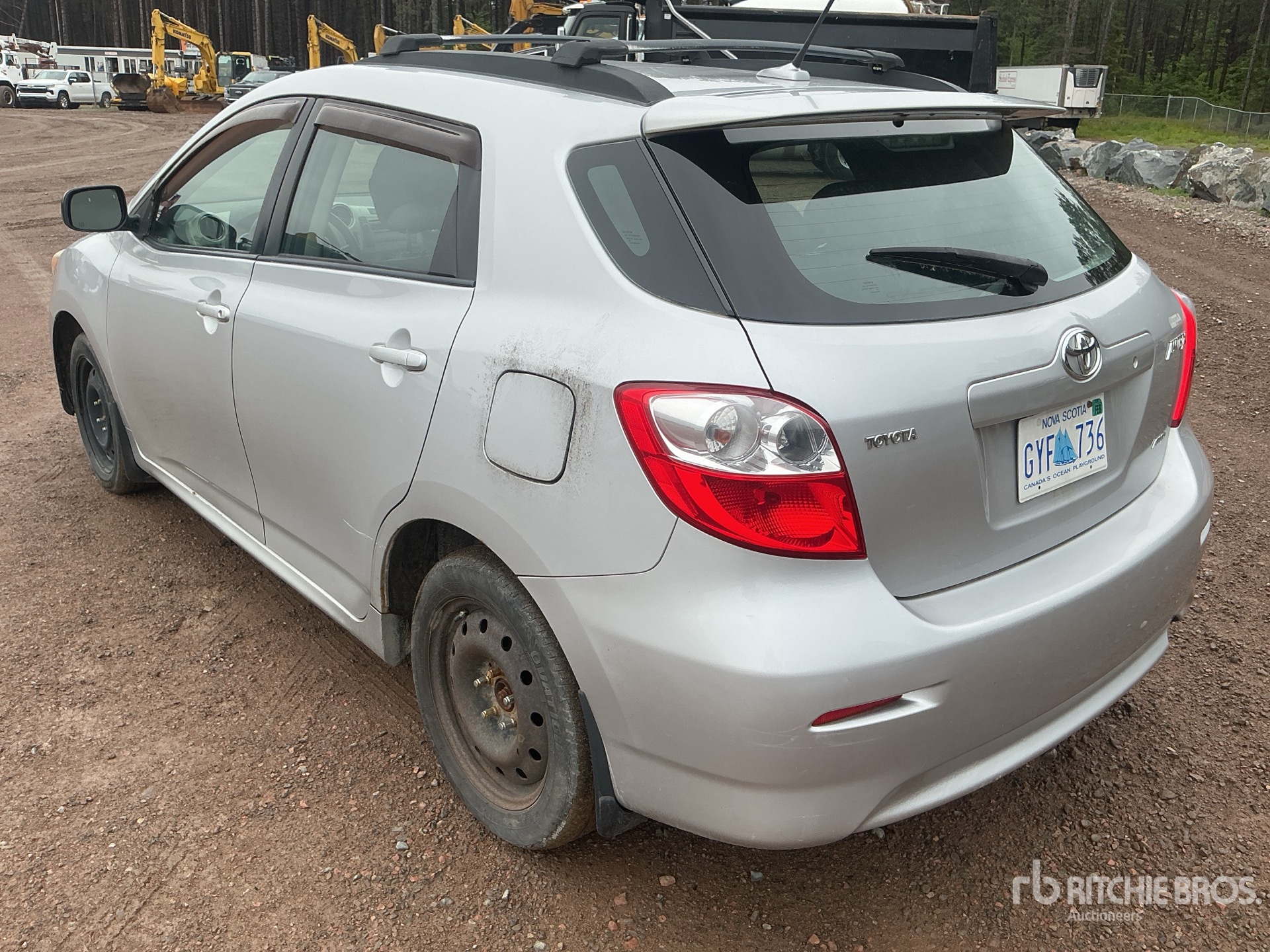 General Appearance with Picture, Left Rear Corner