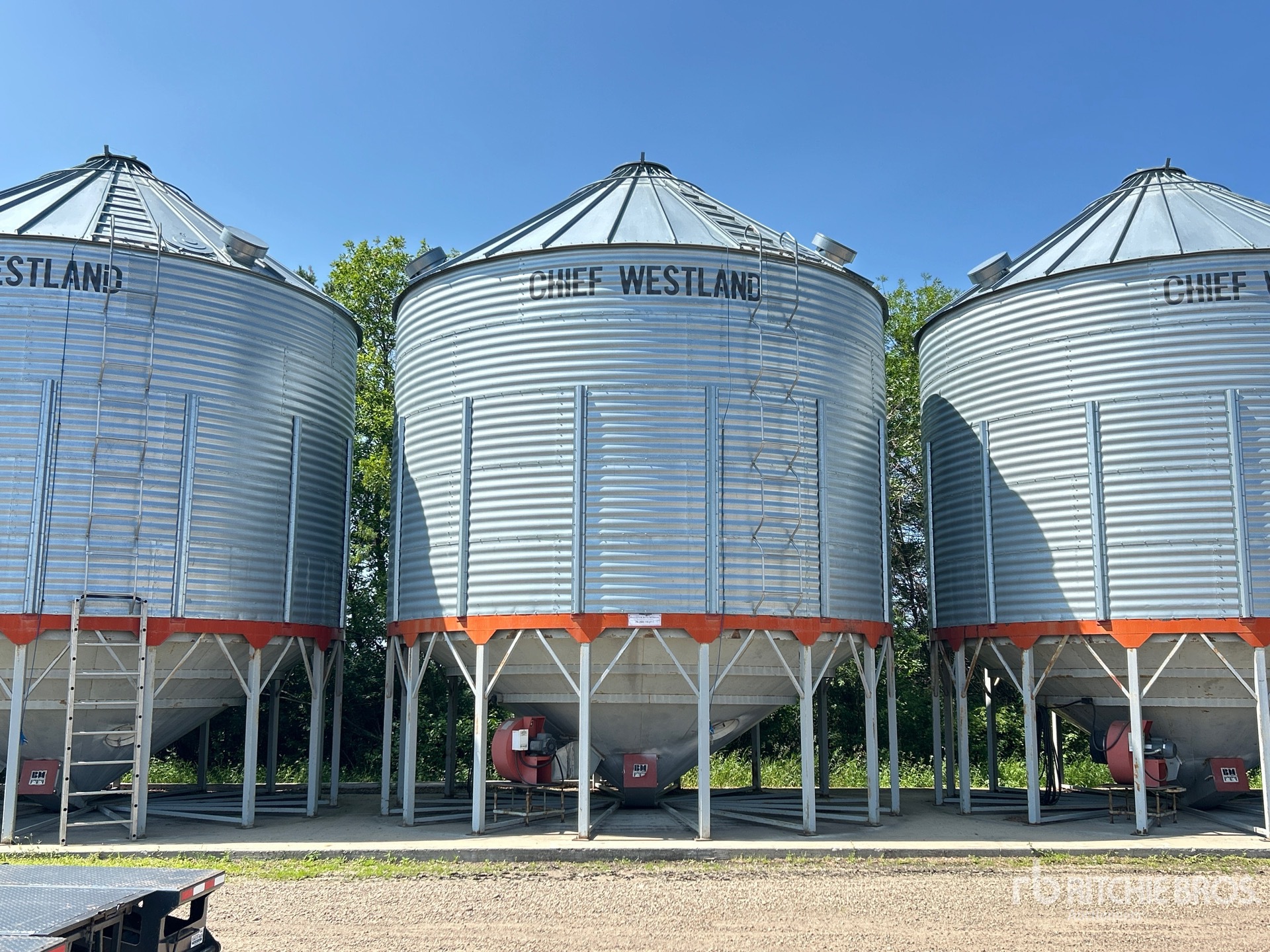  Chief +/- 5500 bu 5 Ring