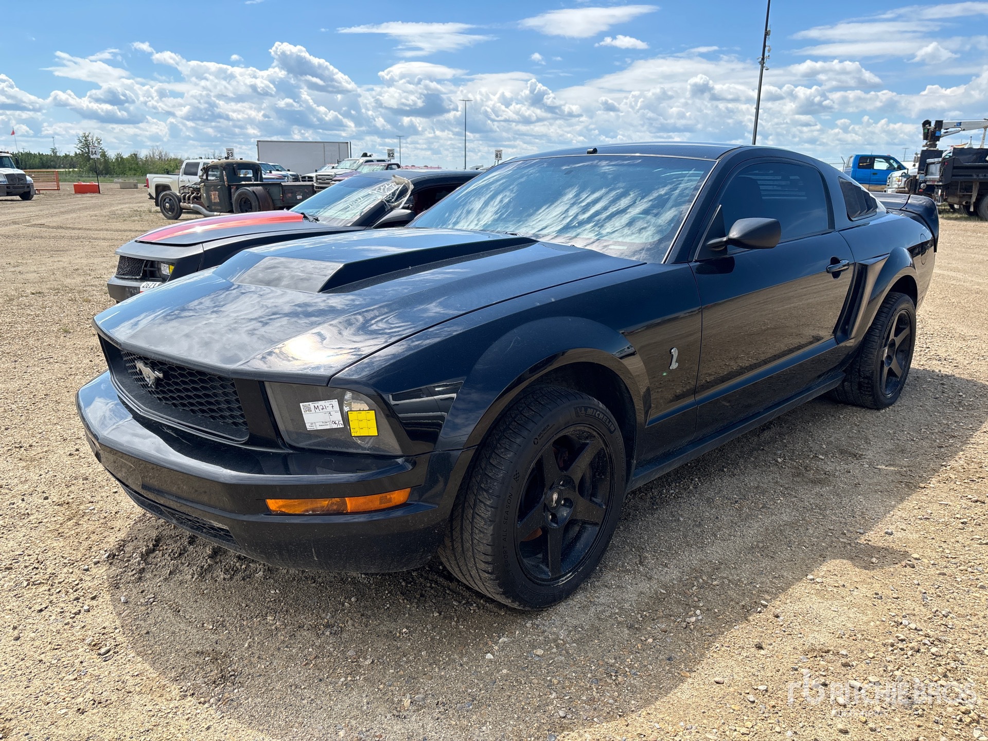 General Appearance with Picture, Left Front Corner