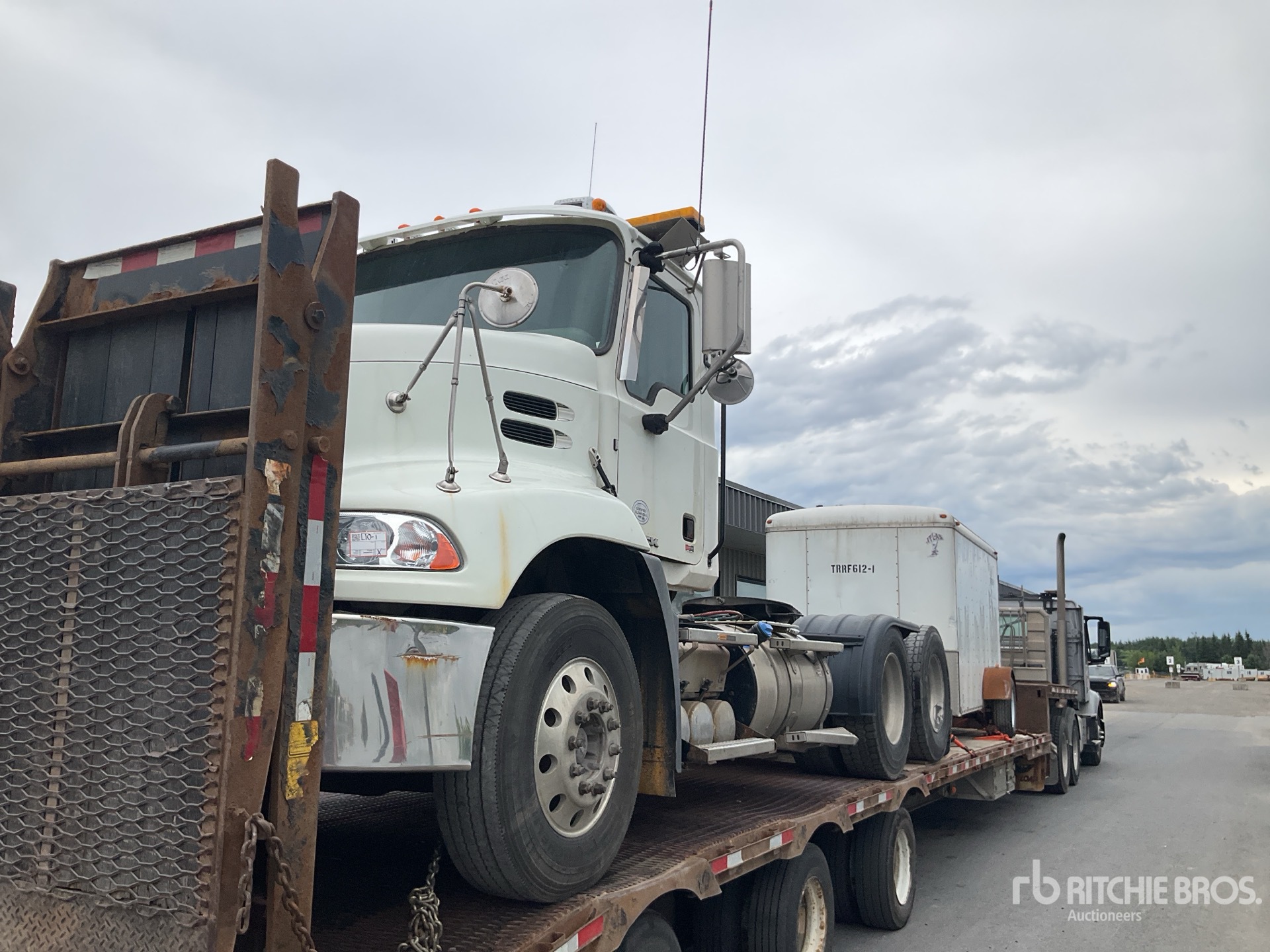 2015 Mack CXU613