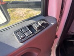 Cabine with Commande de vitres
