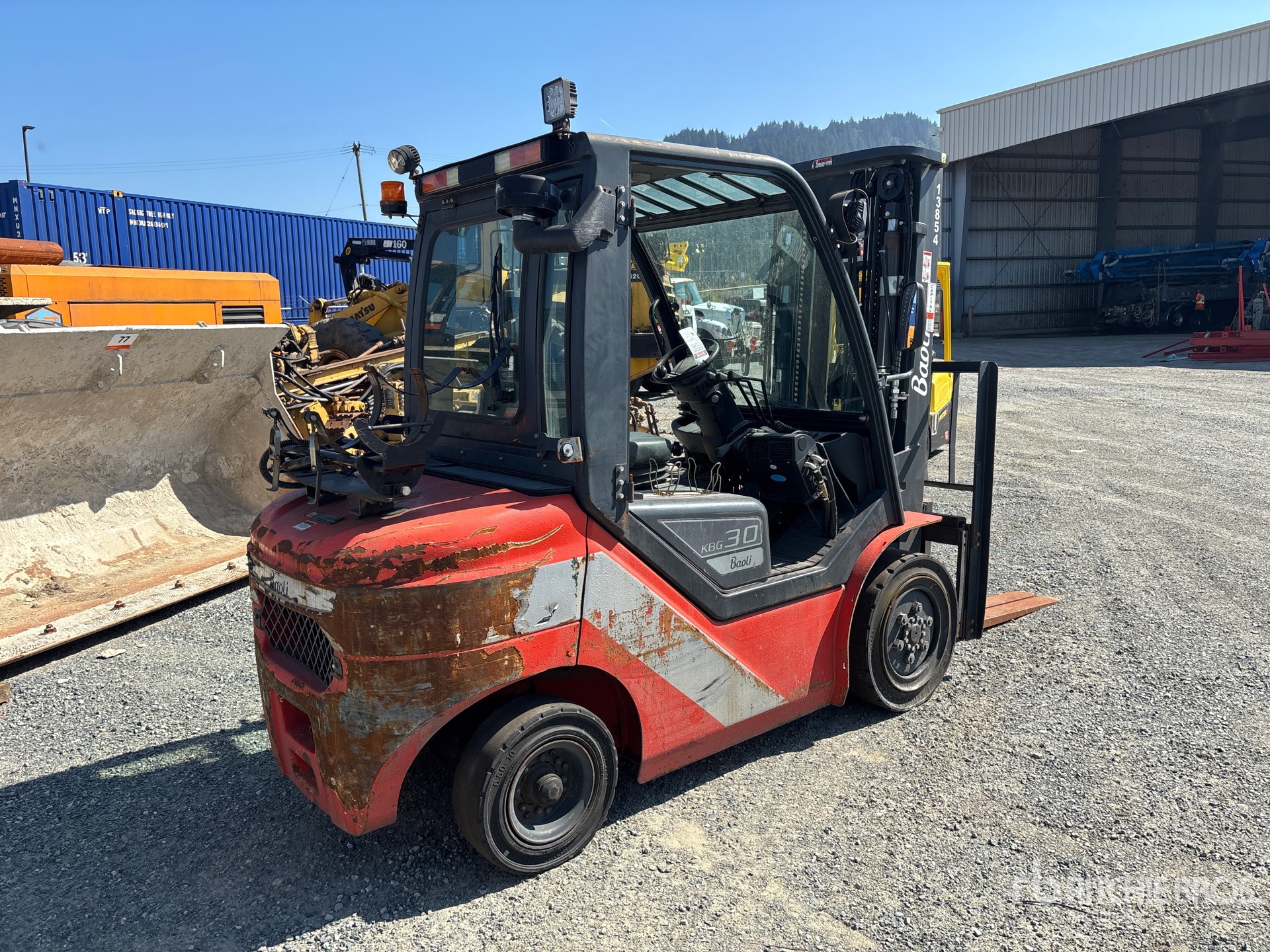 General Appearance with Picture, Right Rear Corner