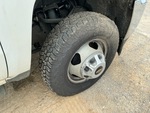 Underbody with Right Steer Tire