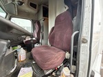 Cab with Seats/armrests