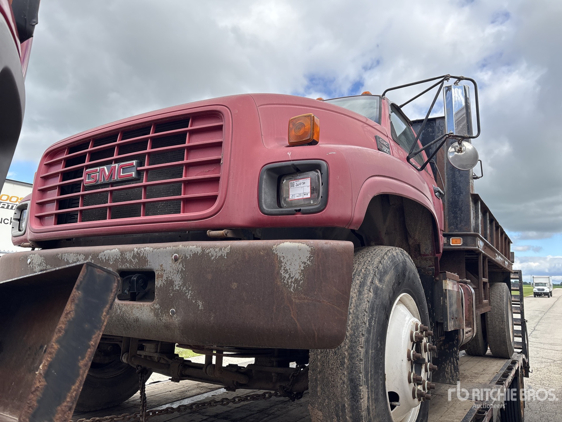 Photo of a 2000 GMC 7500