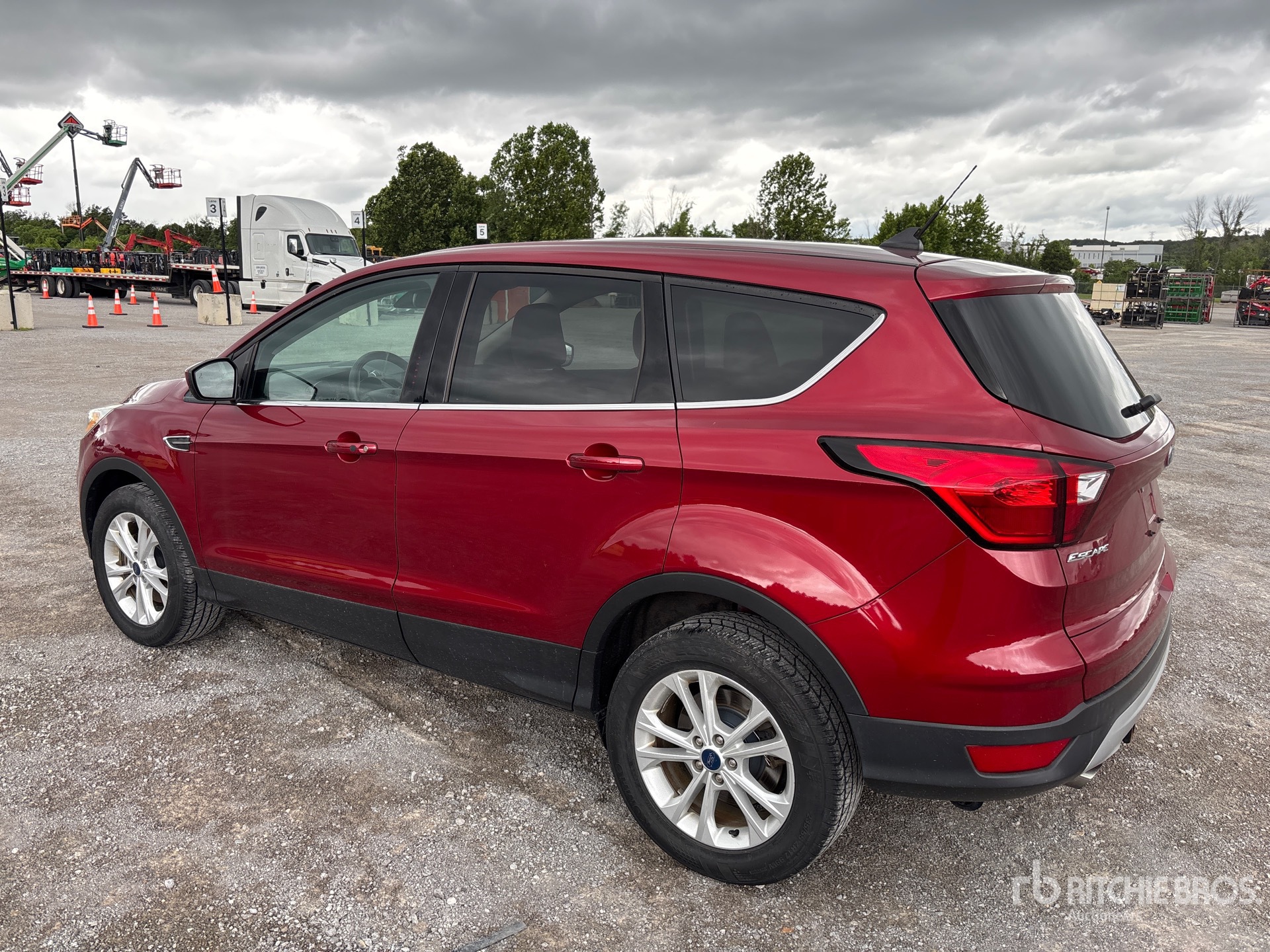 General Appearance with Picture, Left Rear Corner