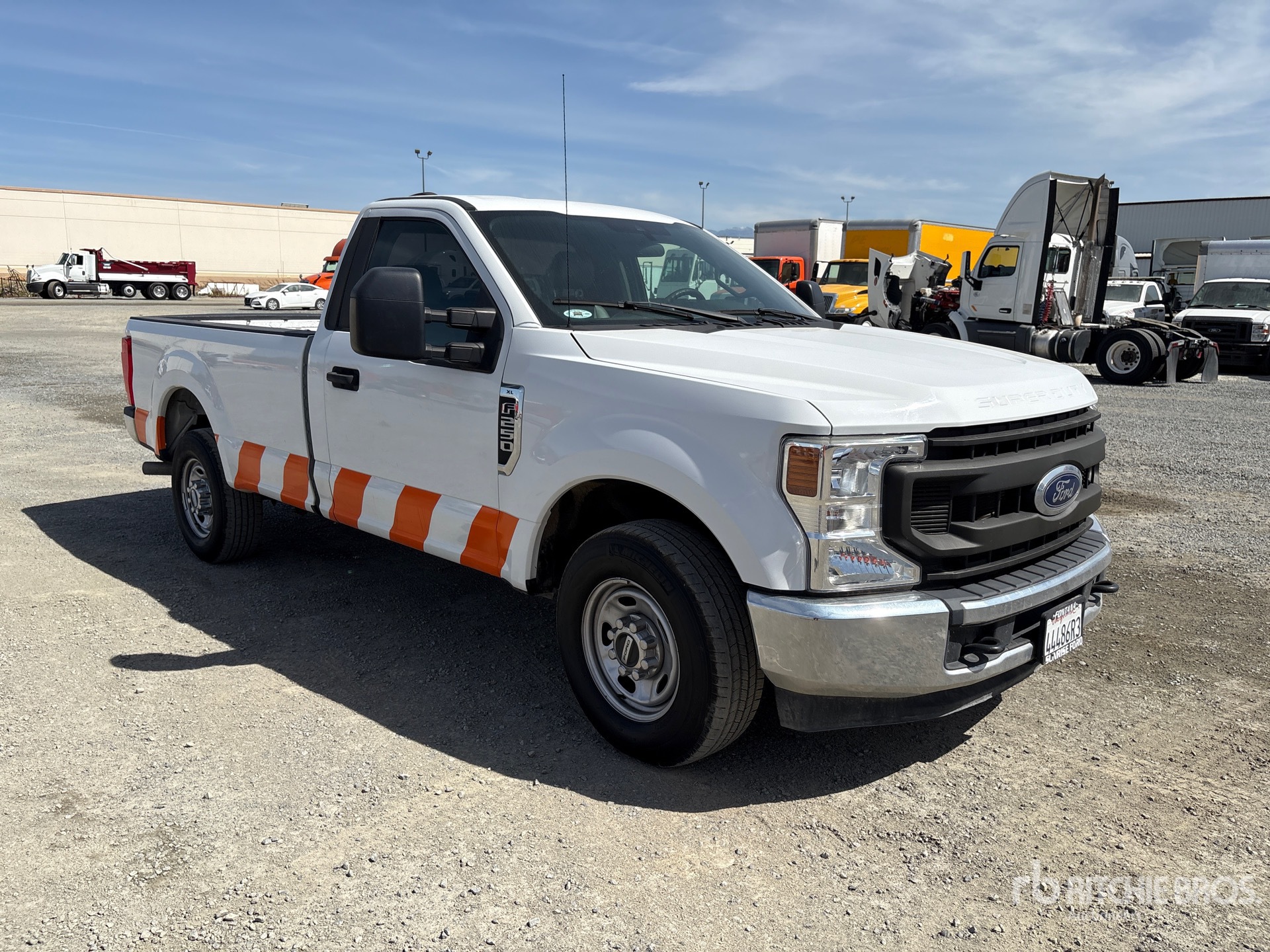 General Appearance with Picture, Right Front Corner