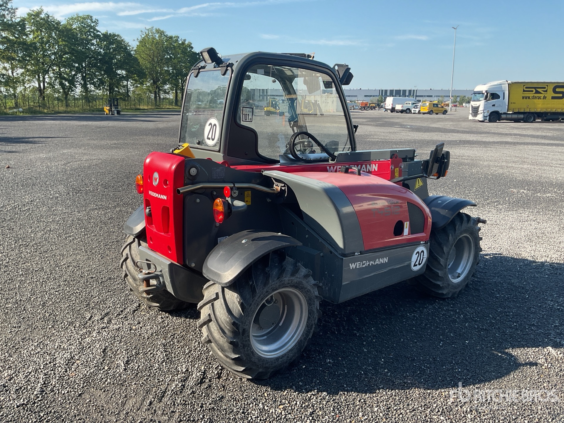 General Appearance with Picture, Right Rear Corner