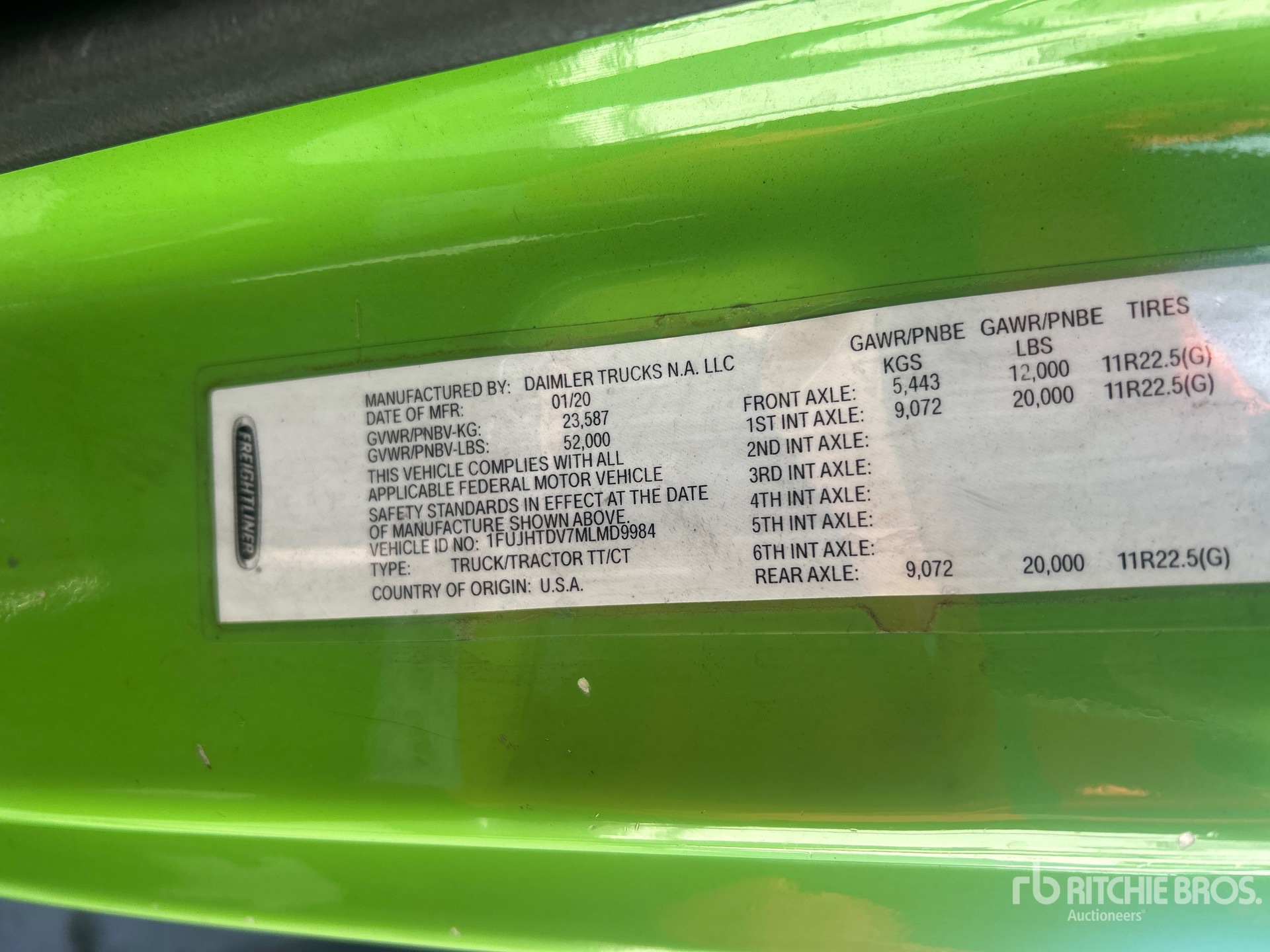 2021 Freightliner CASCADIA 116