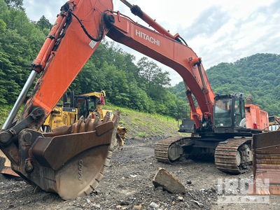 2015 Hitachi ZX870LC-5B Tracked Excavator | Ritchie Bros. Auctioneers