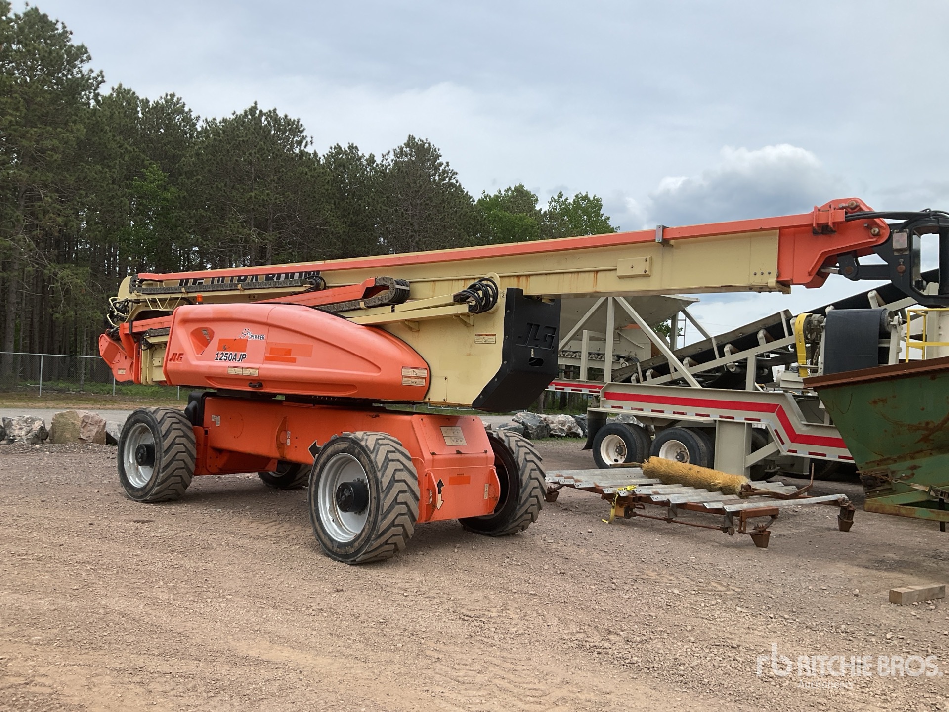 Photo of a 2018 JLG 1250AJP