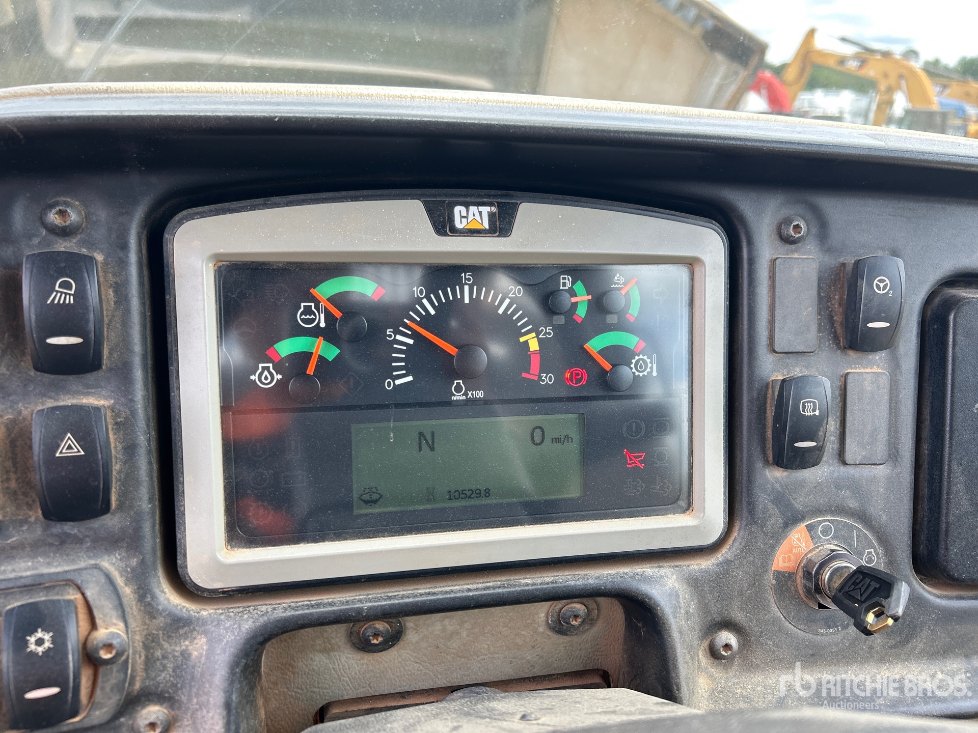 General Appearance with Hour Meter / Odometer