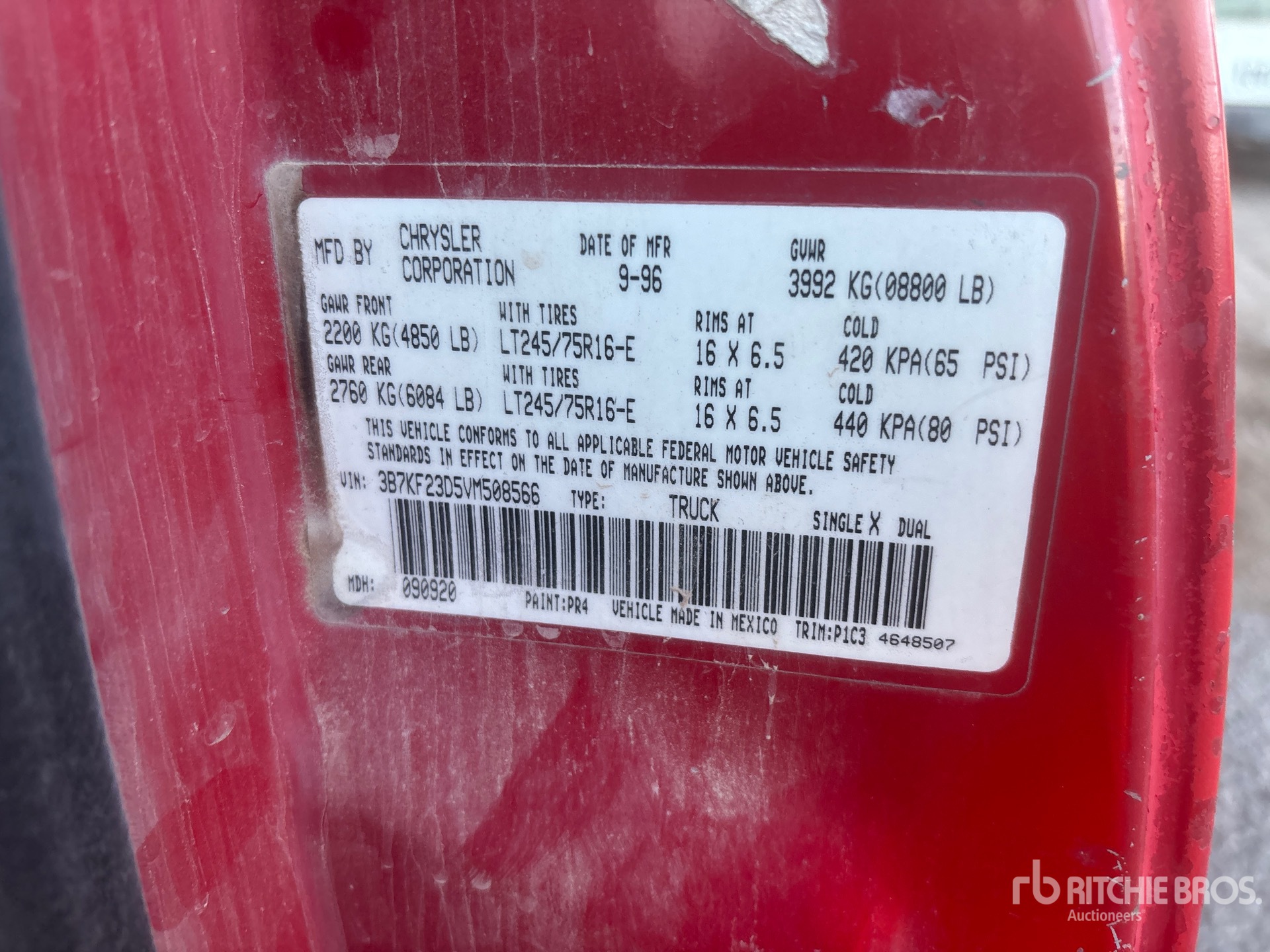 General Appearance with Serial Number / VIN