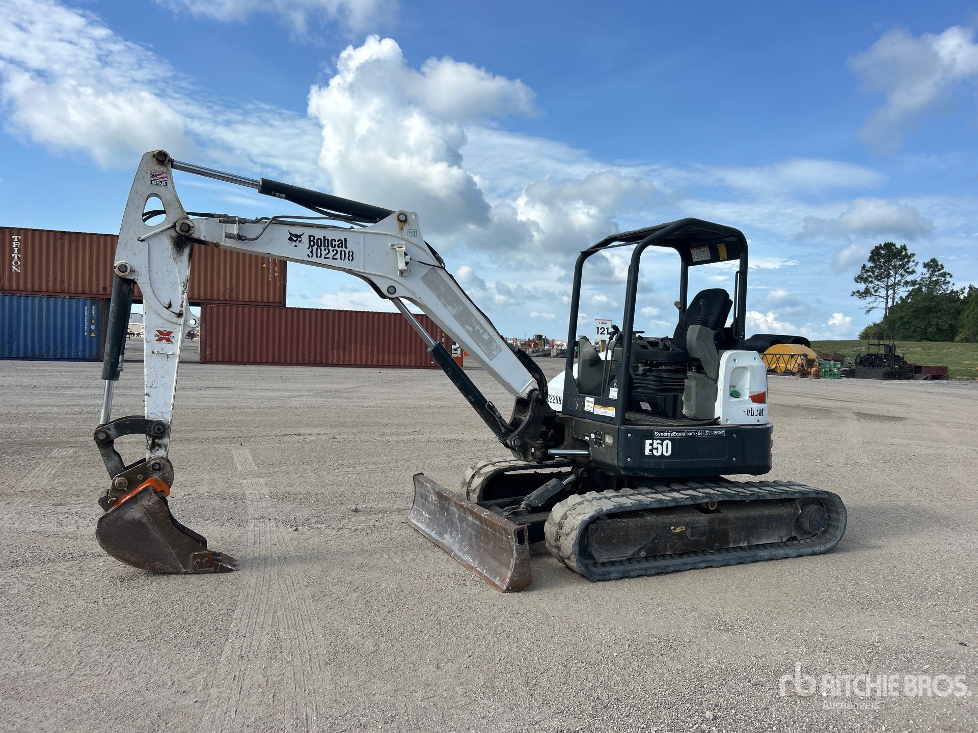 Photo of a 2018 Bobcat E50