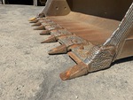 Specialty with Loader Bucket Cutting Edge/Shanks/Teeth